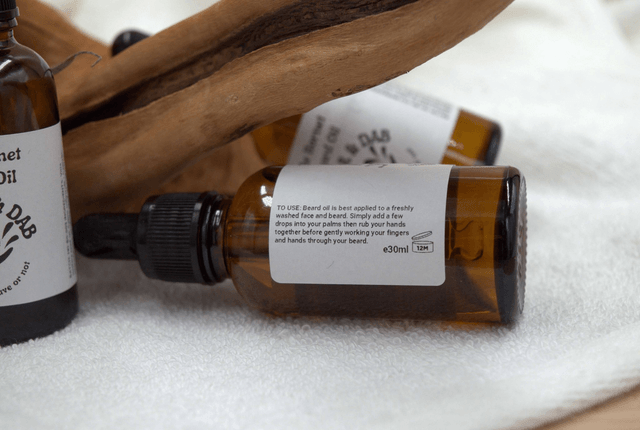 Beard Oil : The Hornet with Rosemary with Sweet Orange & Rosemary – Fresh Citrus & Herbal Aroma