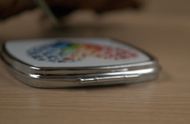 Rainbow Heart Compact Mirror – A Colourful & Charming Handbag Essential