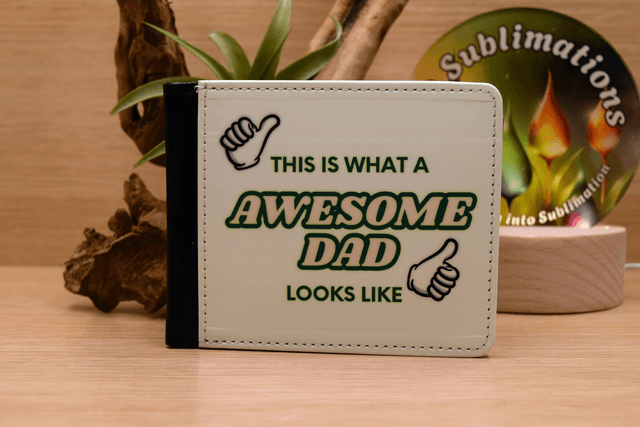  “This Is What A Awesome Dad Looks Like” Faux Leather Wallet – Personalised Gift for Father’s Day & Birthdays