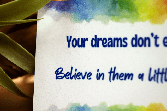 Your Dreams Don’t Expire – Aluminium Wallet Card
