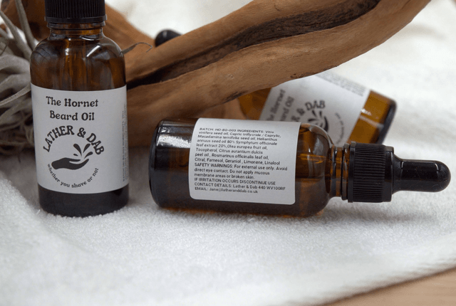 Beard Oil : The Hornet with Rosemary with Sweet Orange & Rosemary – Fresh Citrus & Herbal Aroma