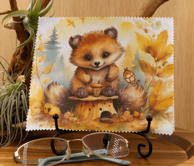 Cleaning Cloth: Woodland Animal on Tree Stump, Perfect for Glasses, Screens & More