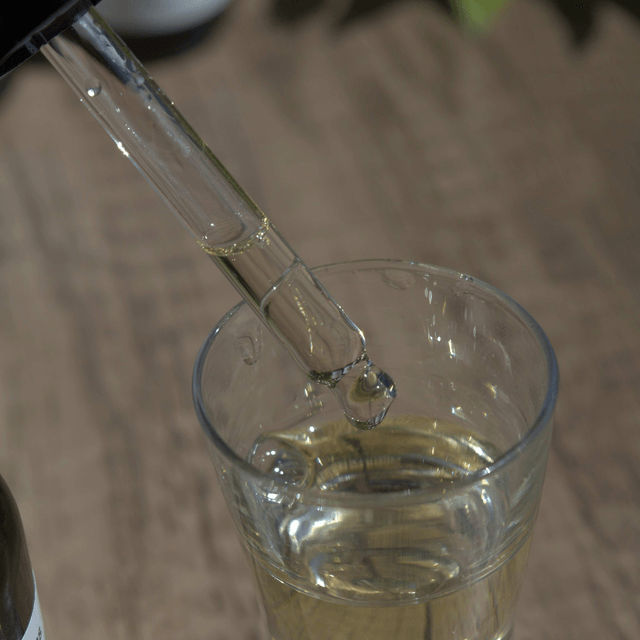 Beard Oil : The Hornet with Rosemary with Sweet Orange & Rosemary – Fresh Citrus & Herbal Aroma