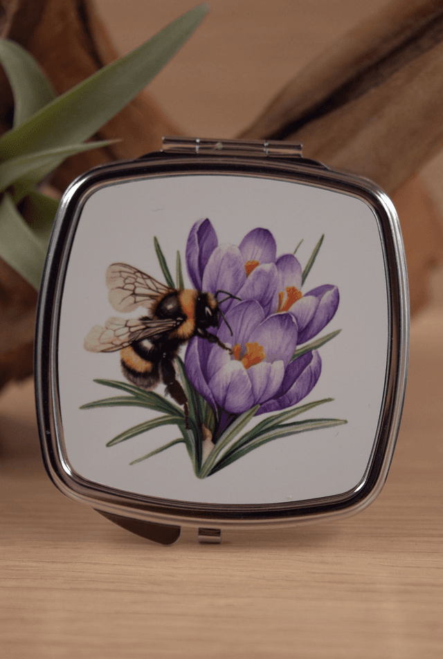 Bumblebee &amp; Crocus Compact Mirror – Nature-Inspired Handbag Essential 